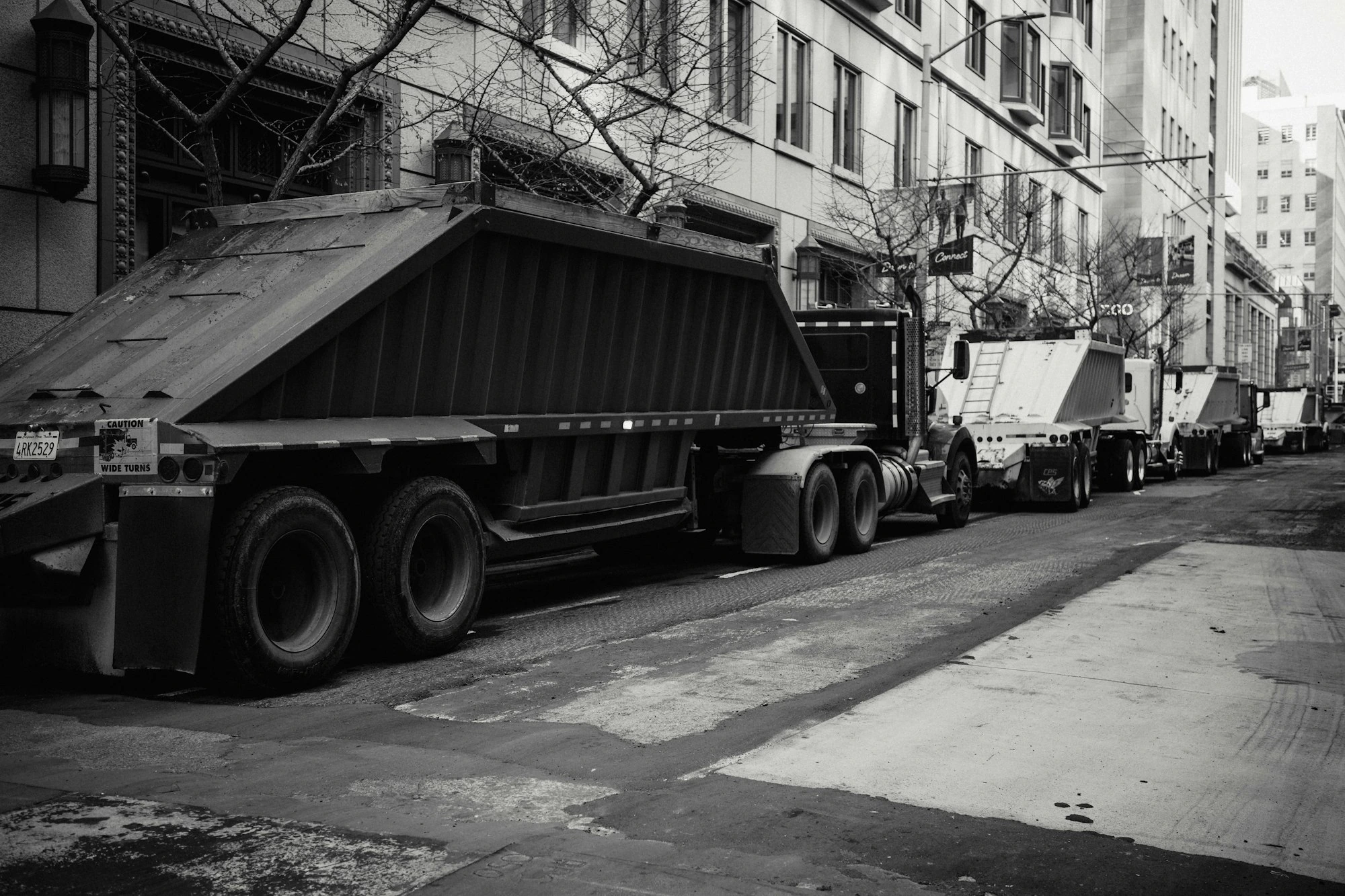 Cargo Pick-up & Trailer Parking