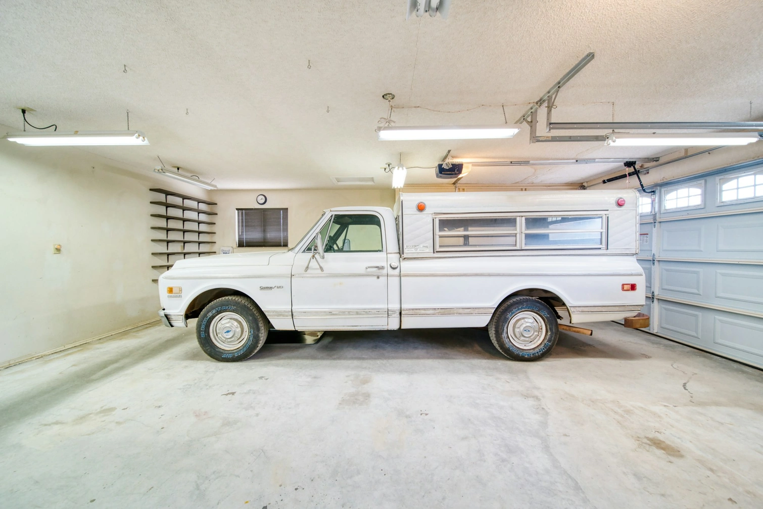 Truck & Trailer Repair Shop